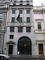 buildings: London Gallery